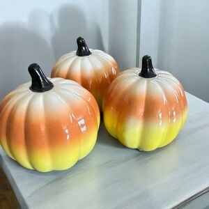 Set of 3 Ceramic Pumpkins 4”